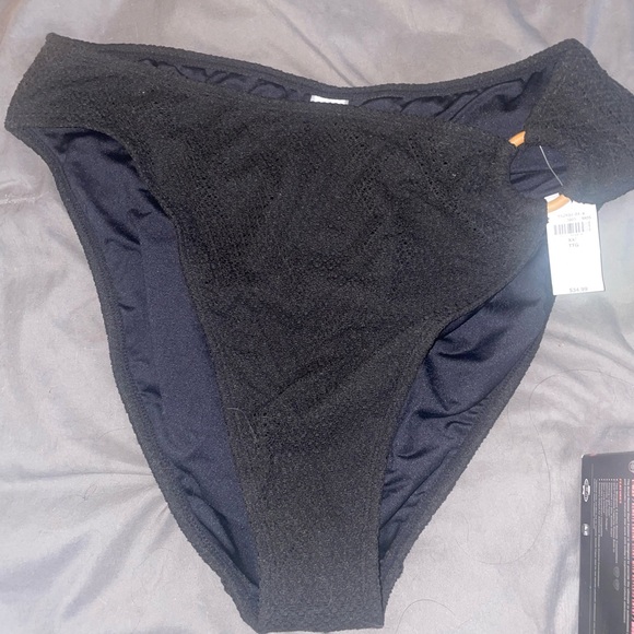 Old navy black swim bottoms - Picture 1 of 2